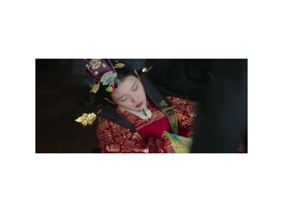 아이유 혼례식 끝나자마자 갑작스럽게 쓰러져 충격 썸네일