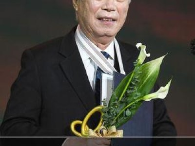 변희봉 2년 전 세상 떠난 사실 다시 알려져 썸네일