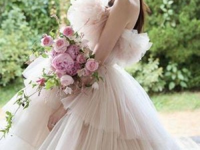 윤수빈 12월에 결혼식 올려 신부가 됨 썸네일