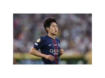 이강인 올해의 국제 선수상 수상에 일본 팬들 분노 썸네일