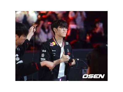 T1 롤드컵 3연승 이끌며 새 멤버도 빛났다 썸네일