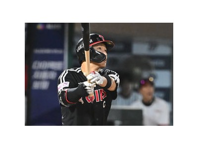 홍창기 부상에 LG 톱타자 공백 걱정 썸네일